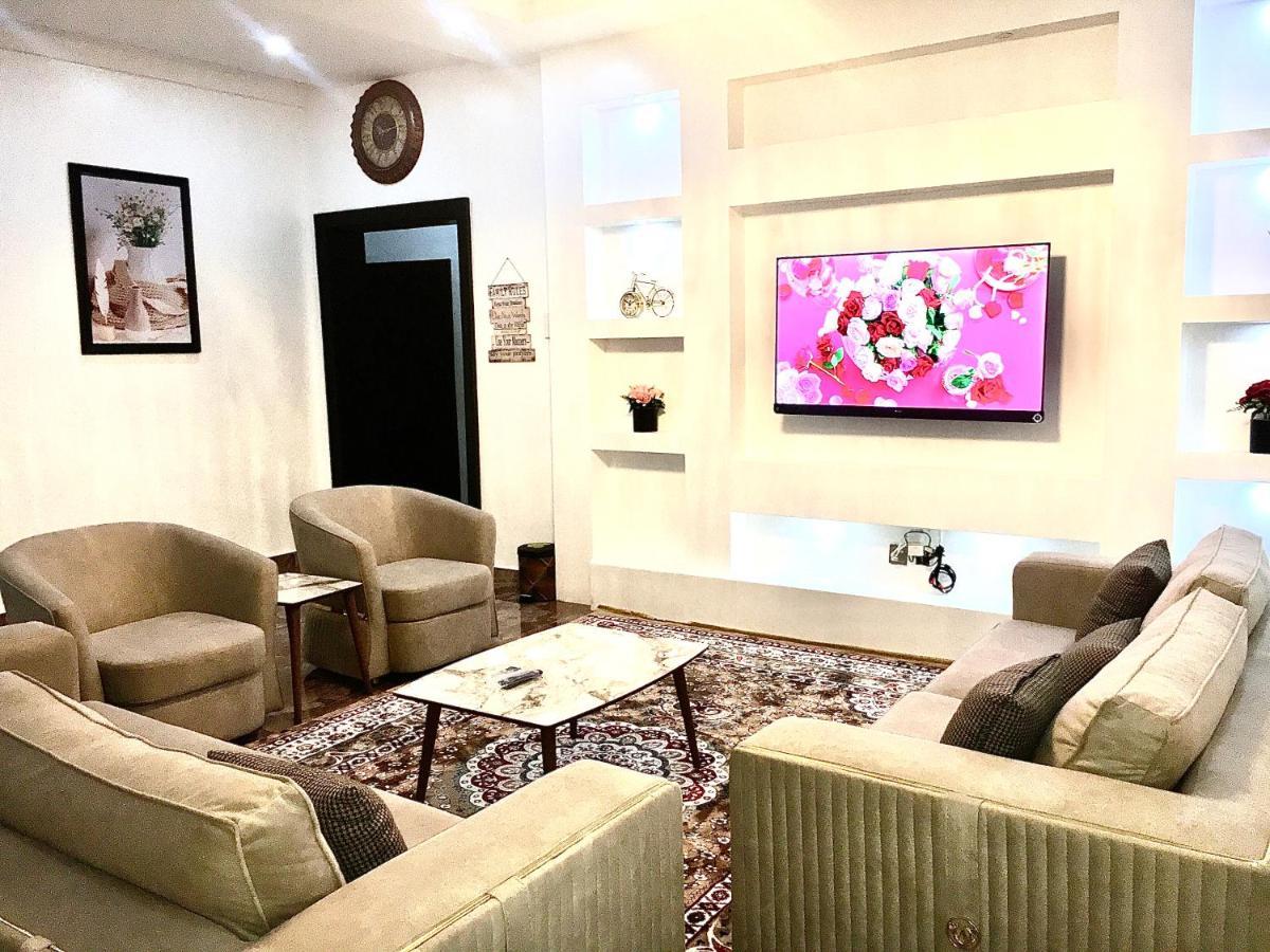 De-Omega Homes - Serviced Apartment Jahi, Абуджа Экстерьер фото